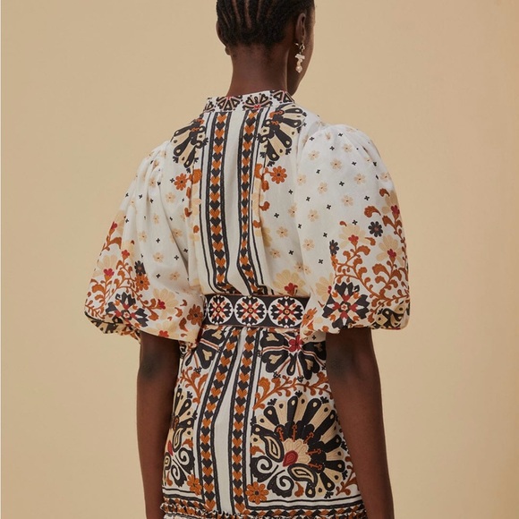 Flower Fan Tapestry Off-White Mini Dress Size Medium - Picture 2 of 6